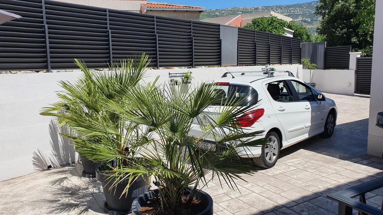 Villa Fides With Private Pool, Garden And Sea View Кастель-Нови Экстерьер фото