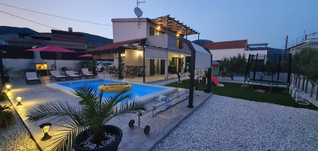 Villa Fides With Private Pool, Garden And Sea View Кастель-Нови Экстерьер фото